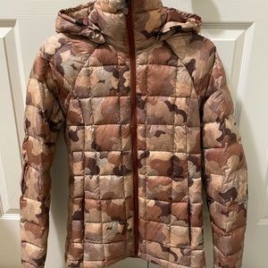 Burton down jacket size xs